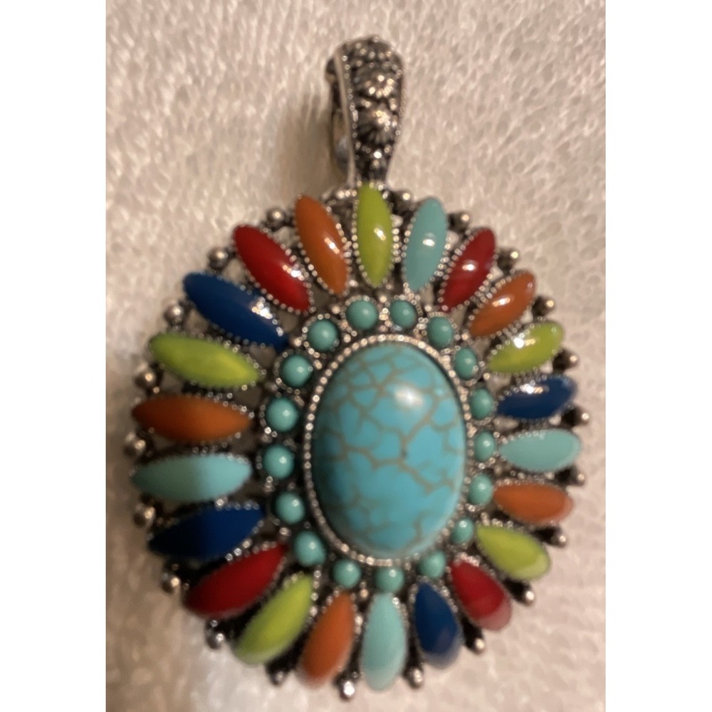 Western Style Turquoise Colored Pendant With Flourish of Colors